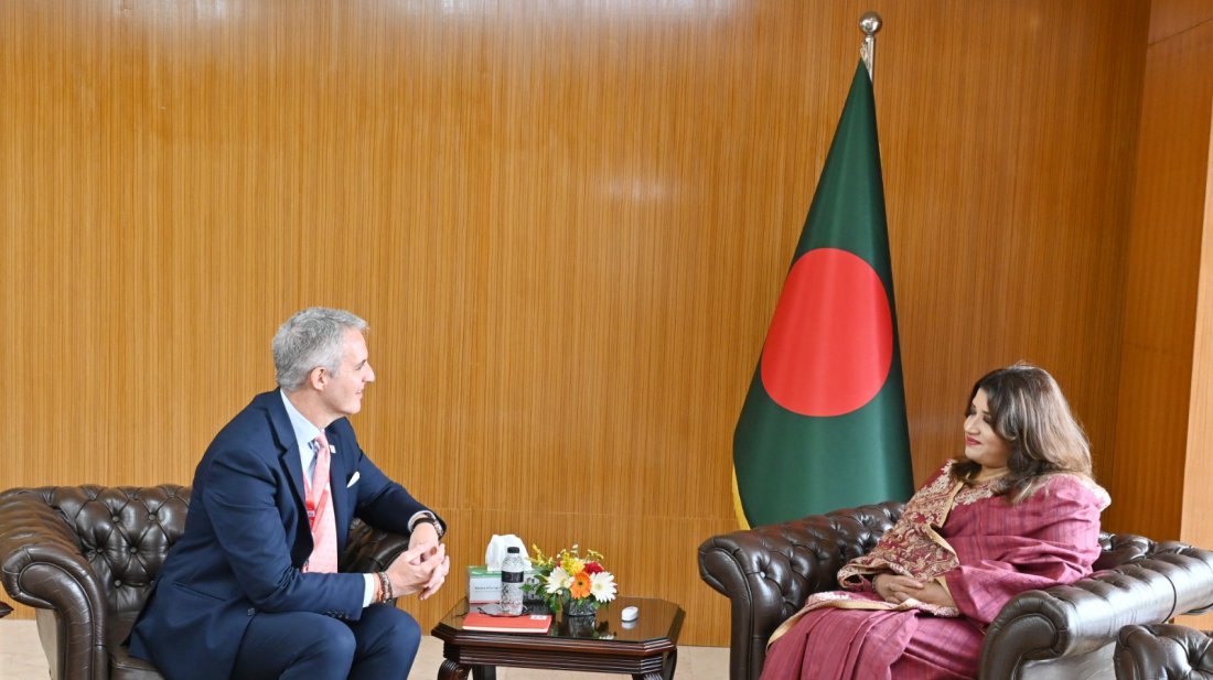 পররাষ্ট্র প্রতিমন্ত্রীর সঙ্গে আইএফআরসি-প্রধানের সাক্ষাৎ