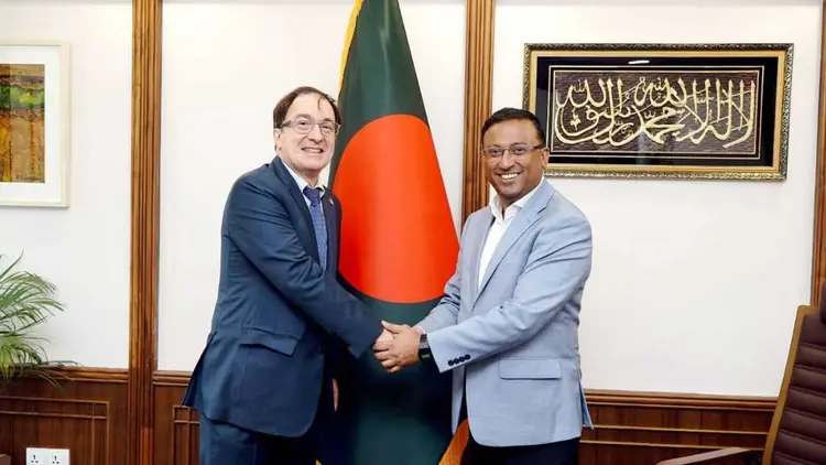 পররাষ্ট্র উপদেষ্টার সঙ্গে আর্জেন্টিনার রাষ্ট্রদূতের সাক্ষাৎ