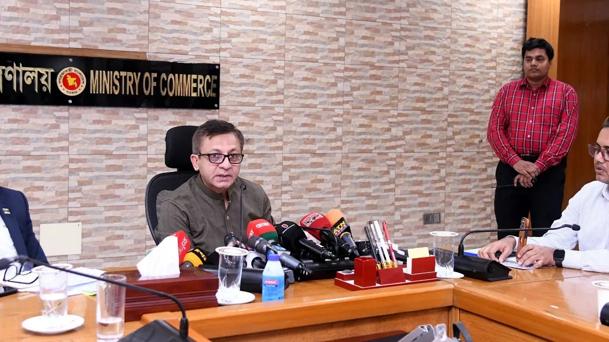 সরকার কৃত্রিম সংকট বা কারসাজি বরদাশত করবে না : বাণিজ্যমন্ত্রী