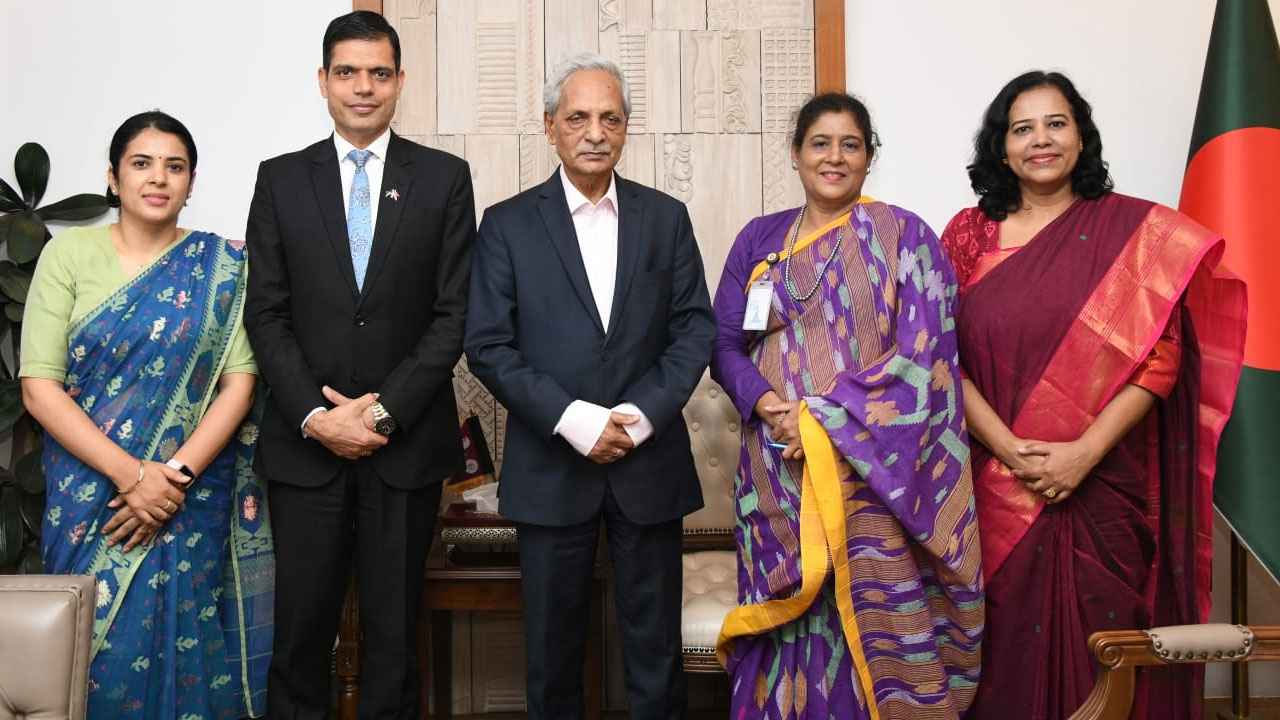 সংস্কৃতি মন্ত্রীর সঙ্গে নেপালের রাষ্ট্রদূতের সৌজন্য সাক্ষাৎ