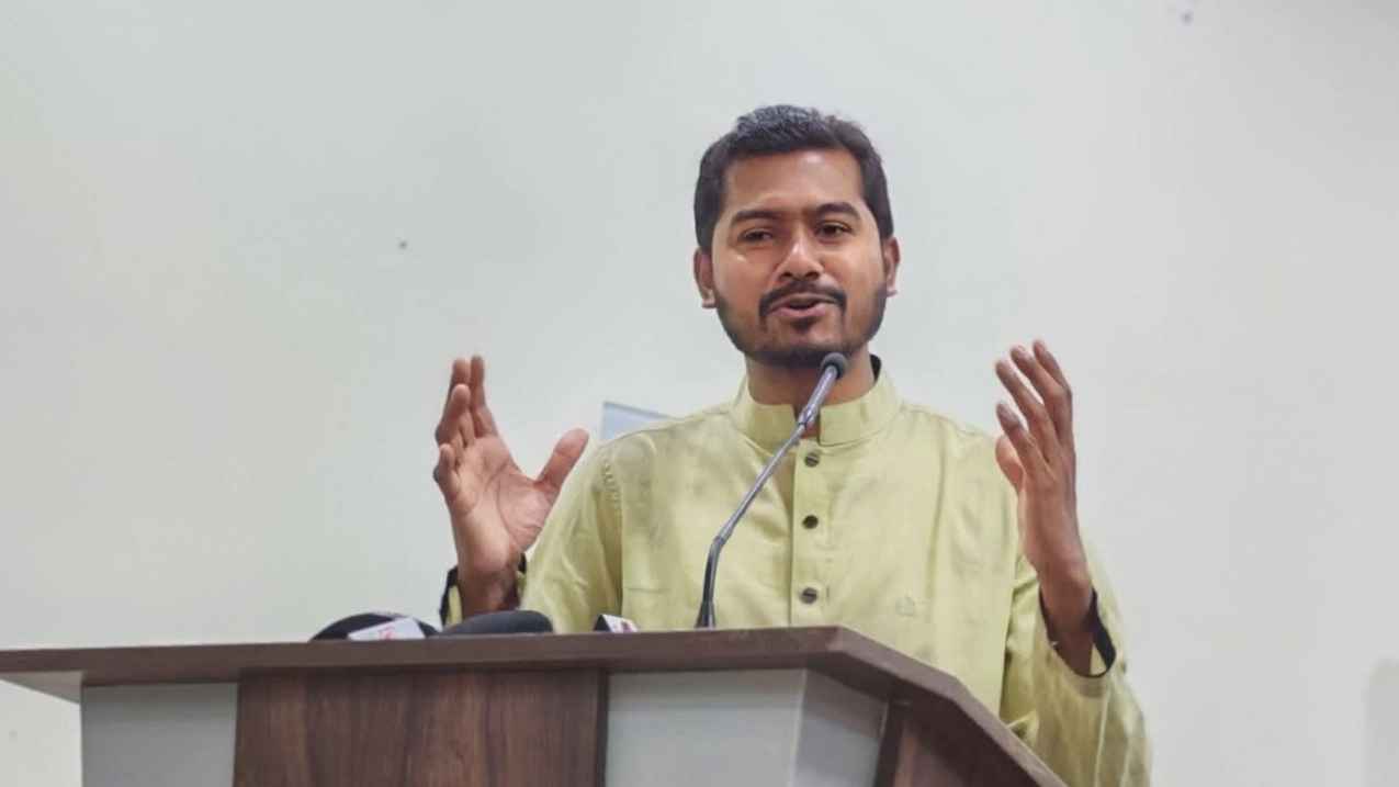 আত্মহত্যা নিয়ে তরুণদের যে আহ্বান জানালেন প্রতিমন্ত্রী নুর