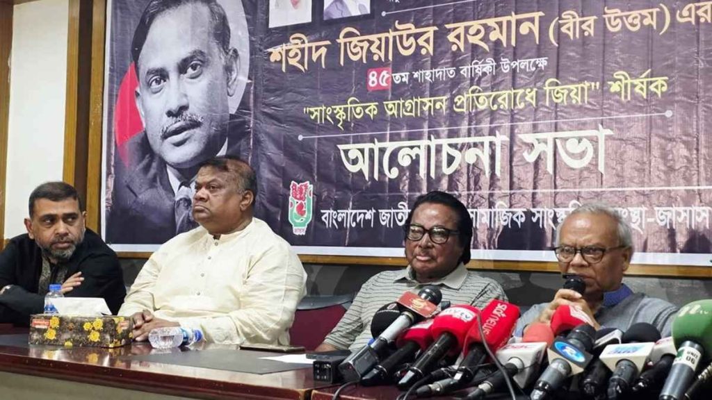 অনেক গুপ্ত চাঁদাবাজ জামায়াতে আশ্রয় নিয়েছে, অভিযোগ রিজভীর