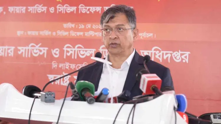 ফায়ার সার্ভিসের সক্ষমতা বাড়াতে সরকার বিভিন্ন পরিকল্পনা বাস্তবায়ন করছে : স্বরাষ্ট্রমন্ত্রী