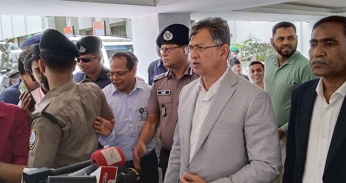 বেনজীরকে ফেরাতে দুবাইয়ের জবাবের অপেক্ষায় সরকার: স্বরাষ্ট্রমন্ত্রী