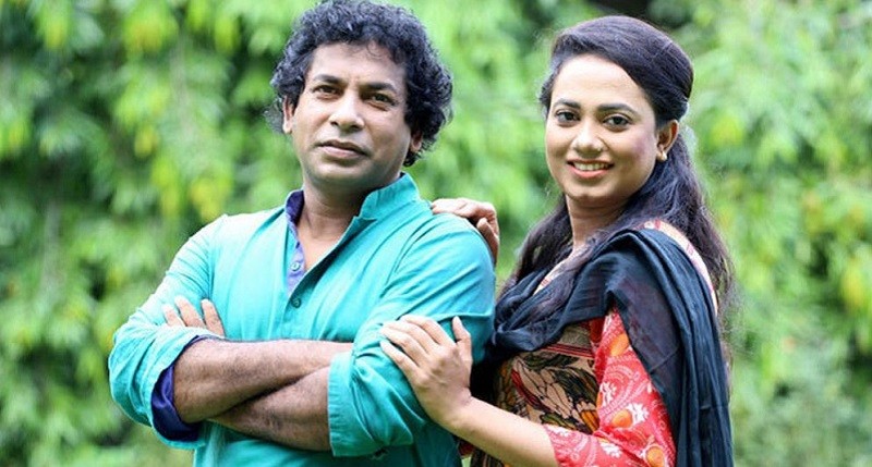কলকাতায় মোশাররফ করিম ও তার স্ত্রীকে হেনস্তা!