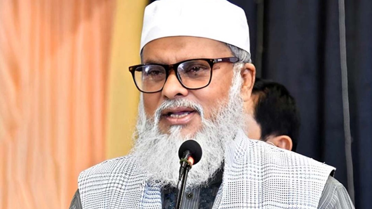 বিদেশে চিকিৎসা ব্যয় নিয়ে মুখ খুললেন সাবেক ধর্ম উপদেষ্টা