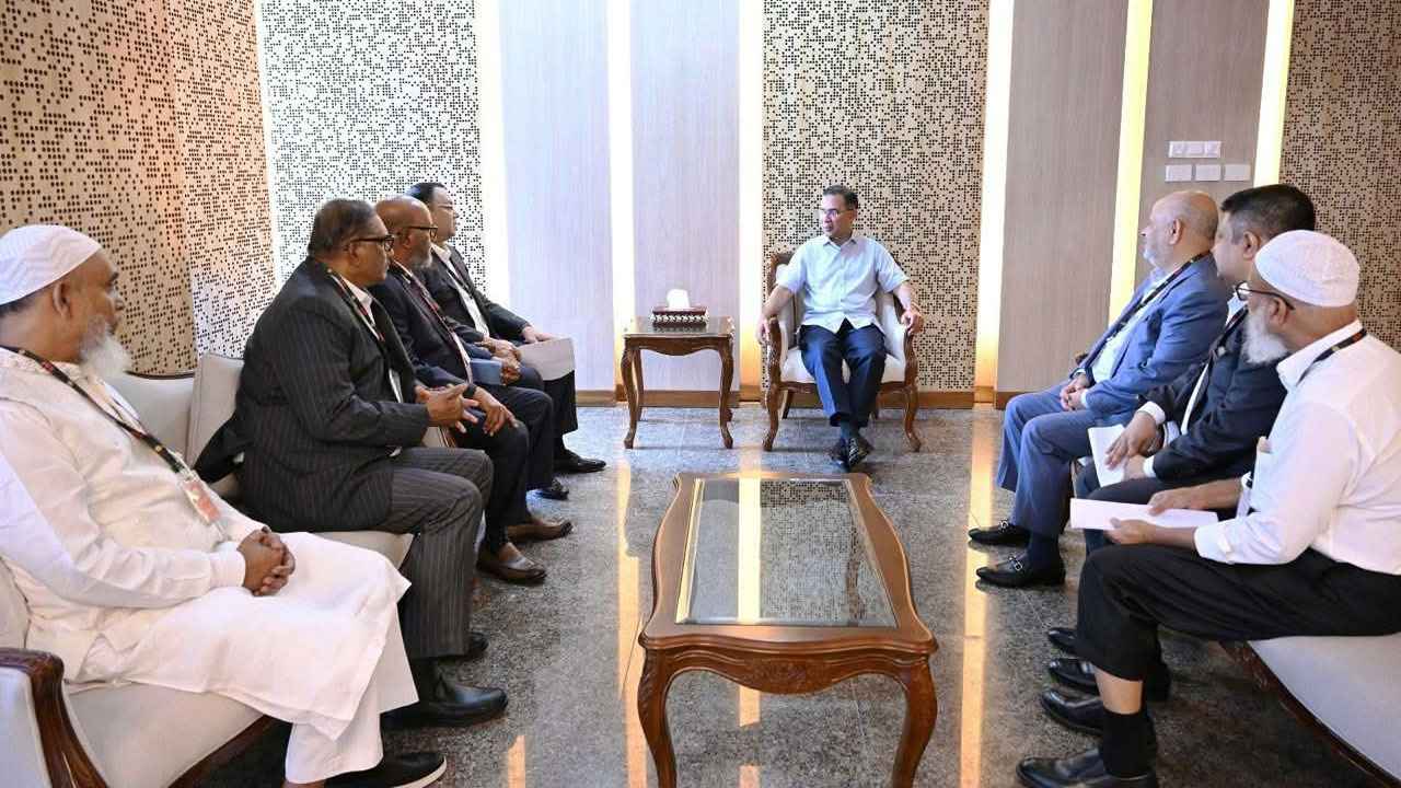 বস্ত্র খাতের সমস্যা সমাধানে প্রধানমন্ত্রীর কমিটি গঠন