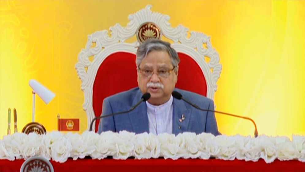 নতুন নীতিতে সশস্ত্র বাহিনীর সক্ষমতা-দক্ষতা বাড়বে: রাষ্ট্রপতি
