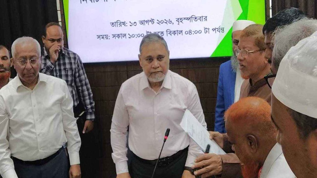 রাষ্ট্রপতি পদে কর্নেল অলির মনোনয়নপত্র দাখিল