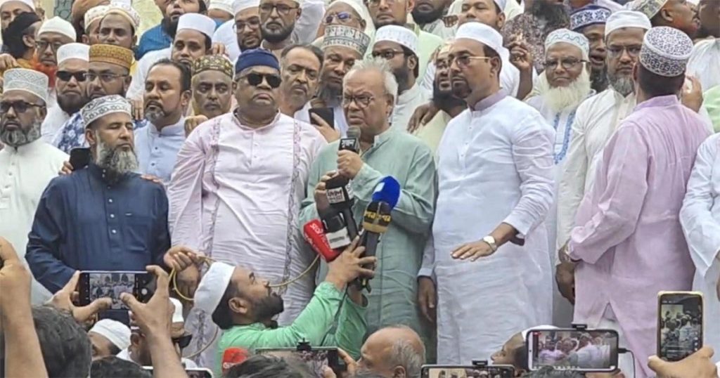 দেশবিরোধী শক্তির বিরুদ্ধে কঠিন প্রতিরোধ গড়ার ঘোষণা রিজভীর
