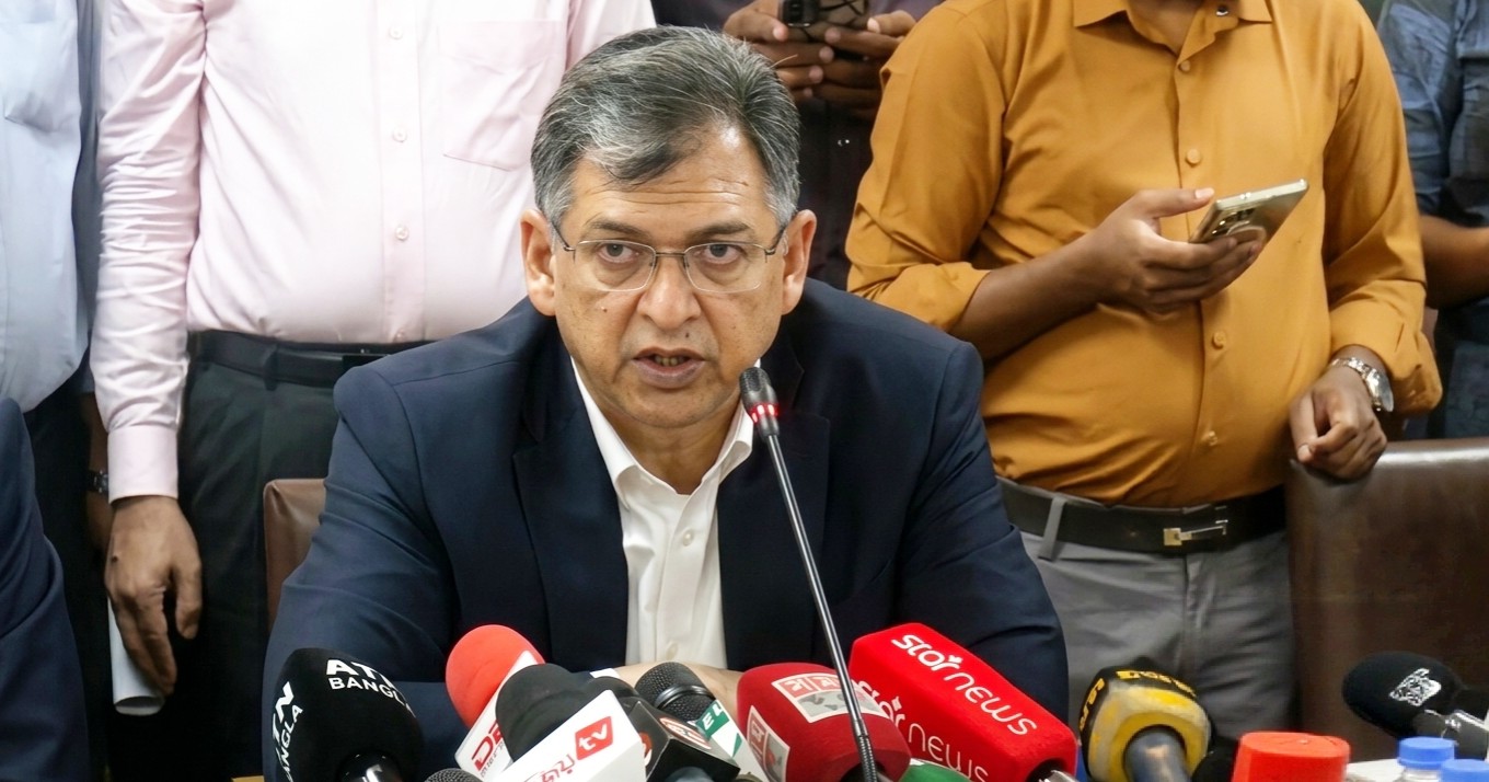 গণমাধ্যম সুরক্ষায় অংশীজনদের সুপারিশ আমলে নেওয়া হবে: স্বরাষ্ট্রমন্ত্রী