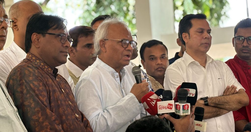 ধর্ম যার যার, রাষ্ট্রের অধিকার সবার সমান’—জগন্নাথ হলে রিজভী