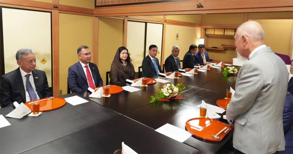 সাসাকাওয়ার সঙ্গে প্রধানমন্ত্রীর নৈশভোজ, আলোচনায় ভ্যাকসিন কারখানা