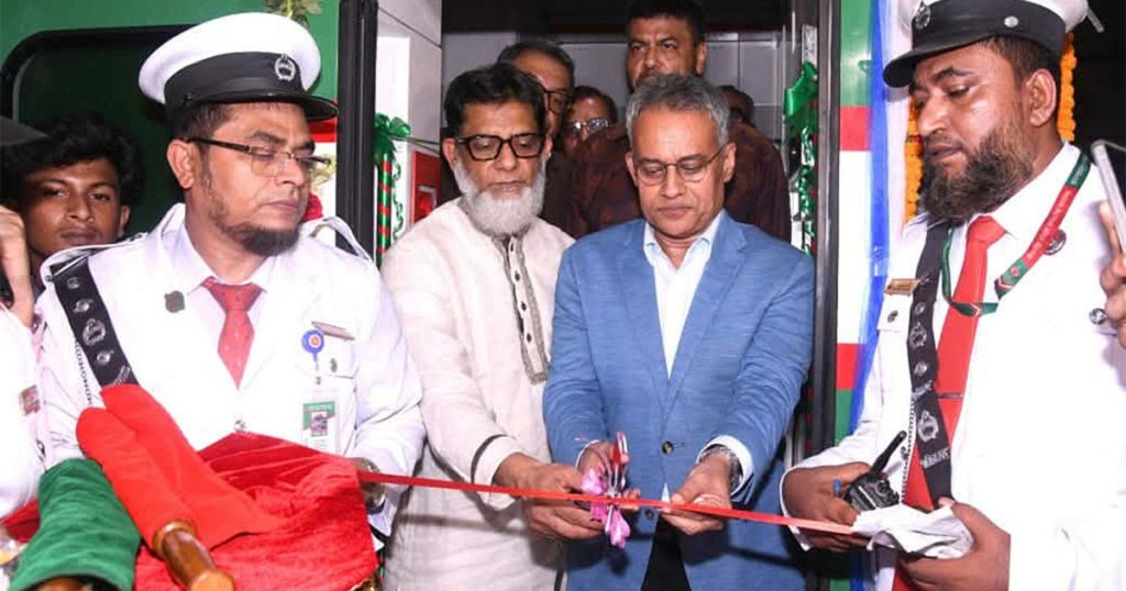 ঢাকা-কক্সবাজার রুটে বাড়ল ট্রেন, নতুন সেবা মহানগর এক্সপ্রেসের