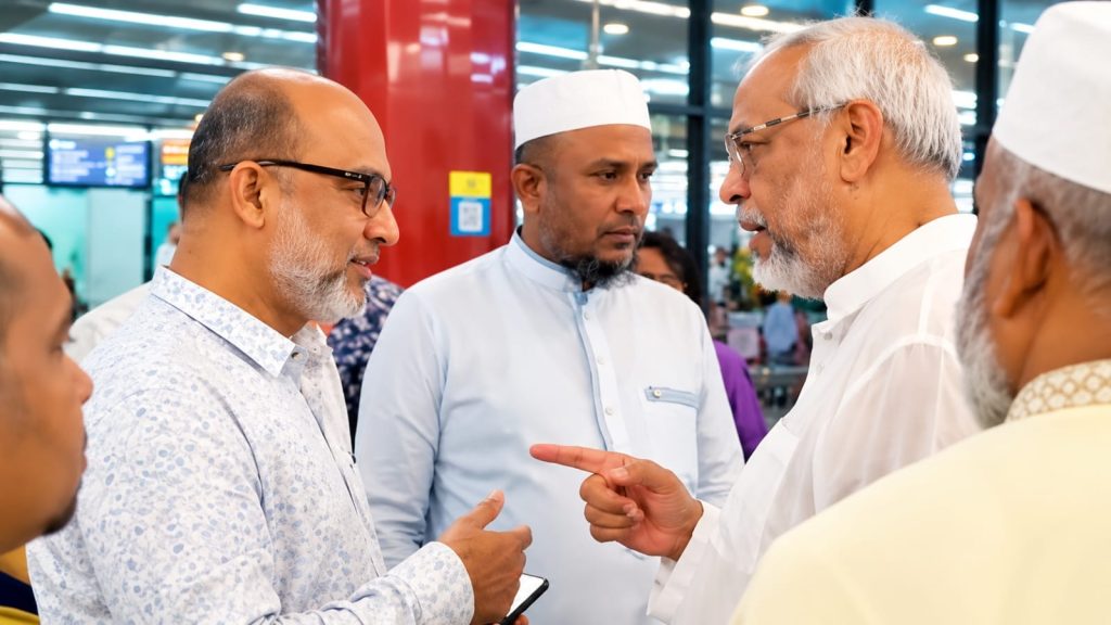 বিমানবন্দরে হুমকি-হামলার মামলায় গ্রেপ্তার জামায়াত নেতা আখতারুজ্জামান