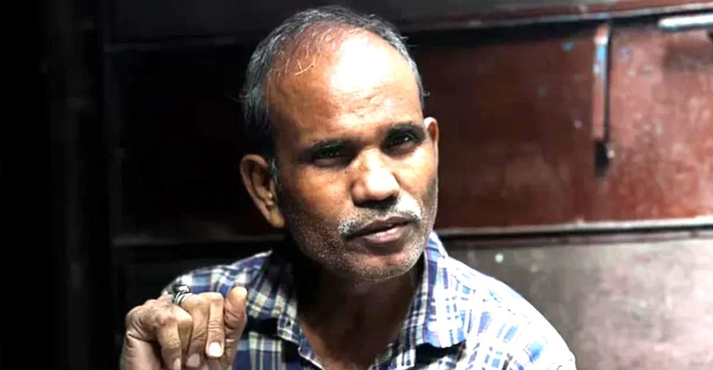 ভোটার তালিকায় মৃত ঘোষণা, অথচ প্রতিবছর ভোট দিচ্ছেন তিনি!